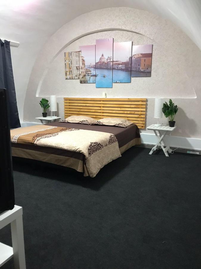 Large Apartment City Centre Βουκουρέστι Εξωτερικό φωτογραφία
